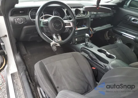 2019 Ford Mustang z USA, uszkodzony, nr VIN 1FA6P8TH8K5146874